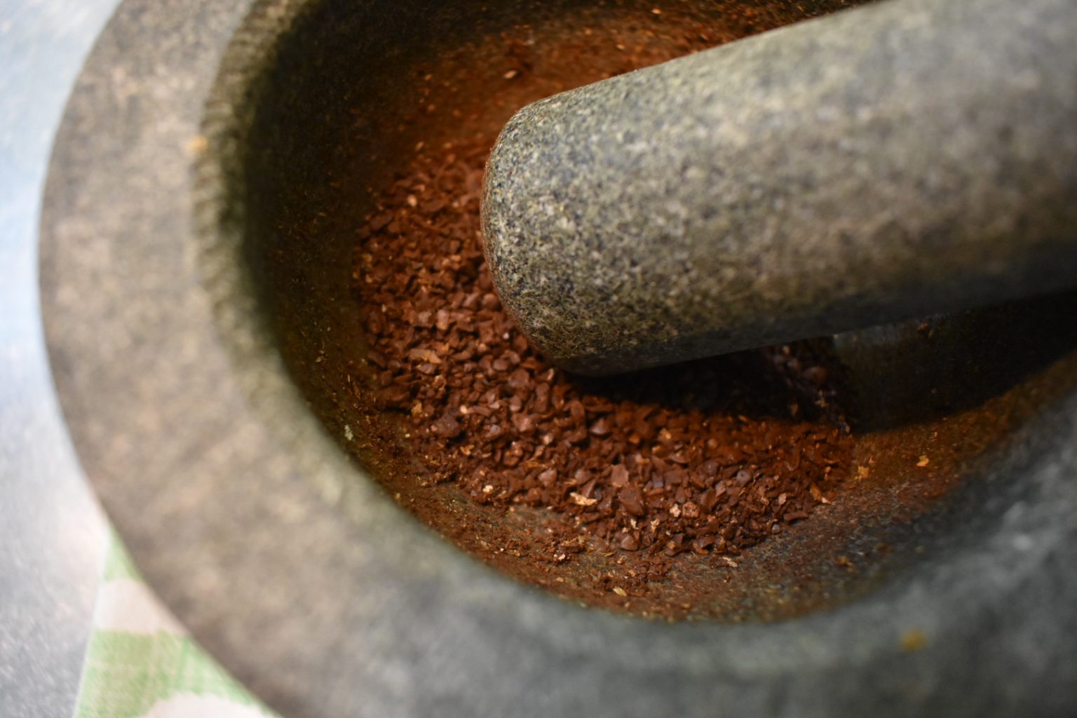 How to Grind Coffee Beans in a Magimix and 6 Other Techniques