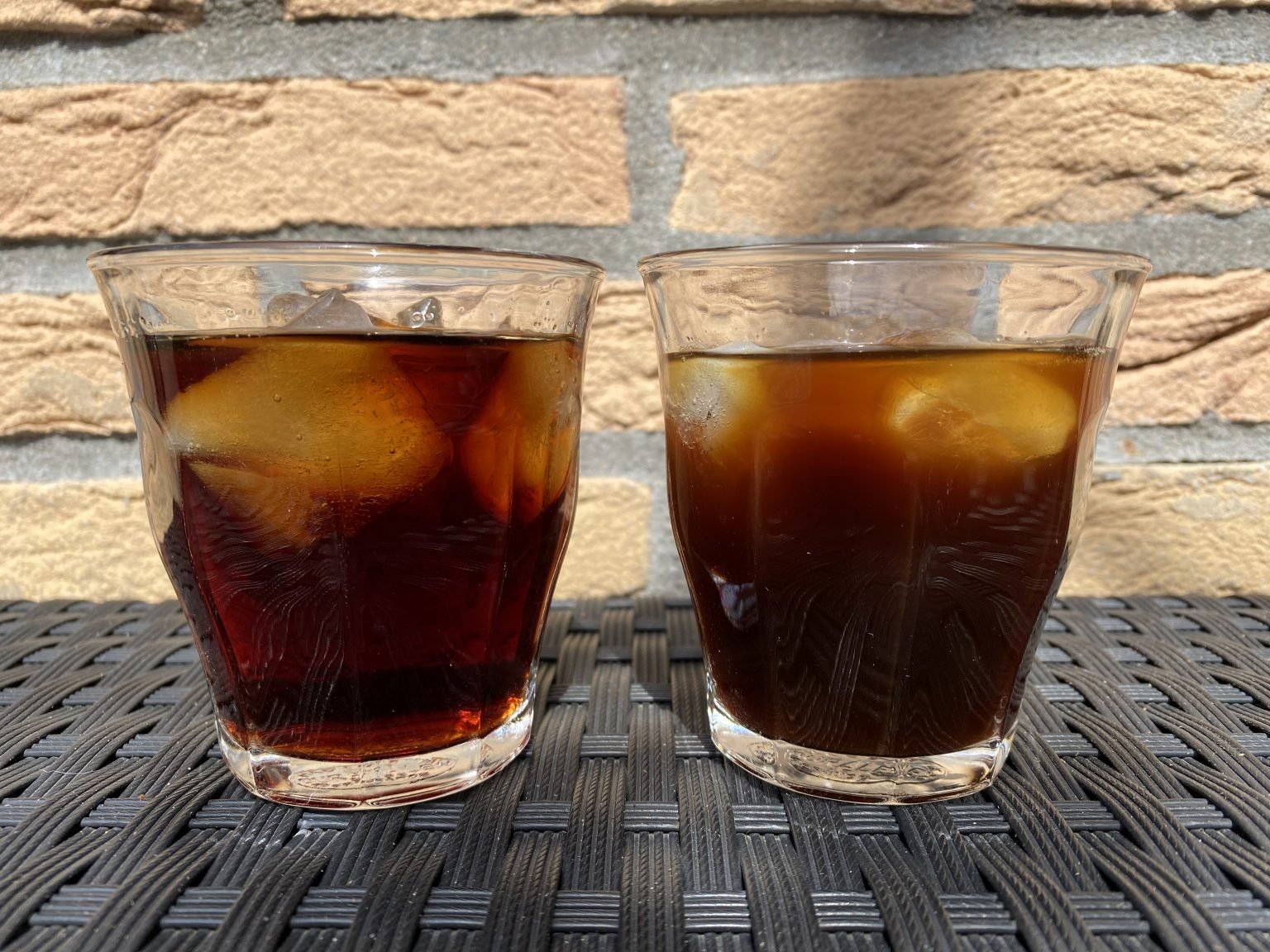 Iced Americano Vs Cold Brew What Are The Differences iced-americano-vs-cold-brew-what-are-the-differences