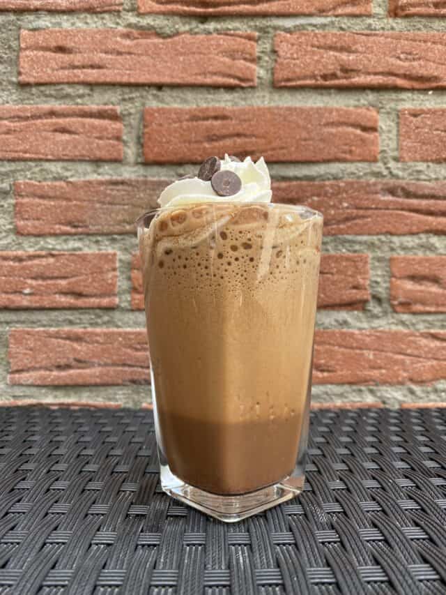Java Chip Frappuccino Recipe: Easy Coffee Drink at Home