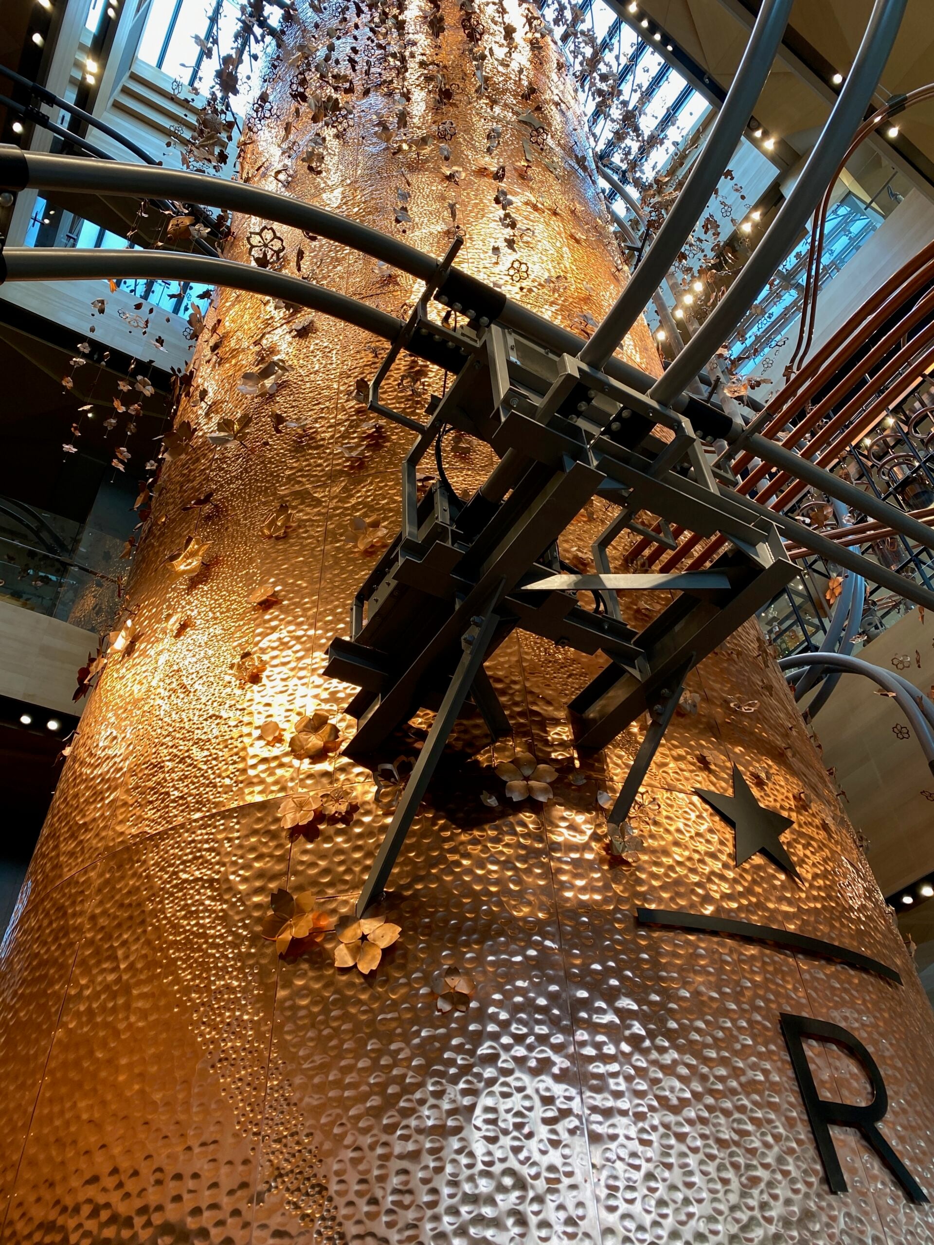 The ambiance of the Starbucks reserve.